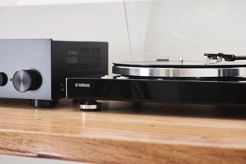 Konfiguracja kabli HDMI i połączeń AV