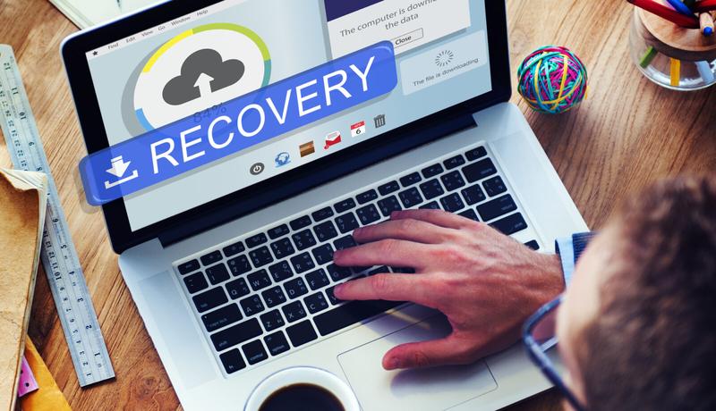 Naprawa ekranu a dostęp do danych