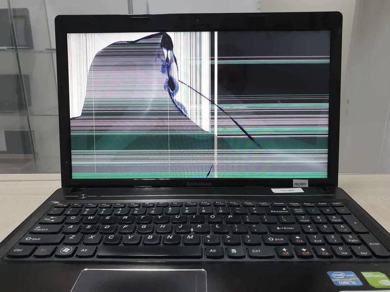 Wymiana matrycy w laptopie